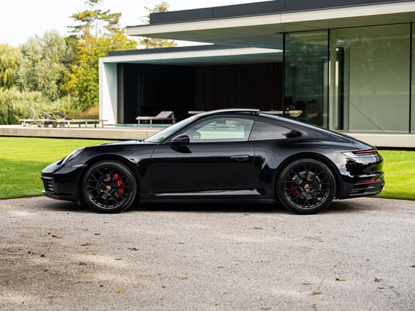 PORSCHE 992.1 C2 COUPE